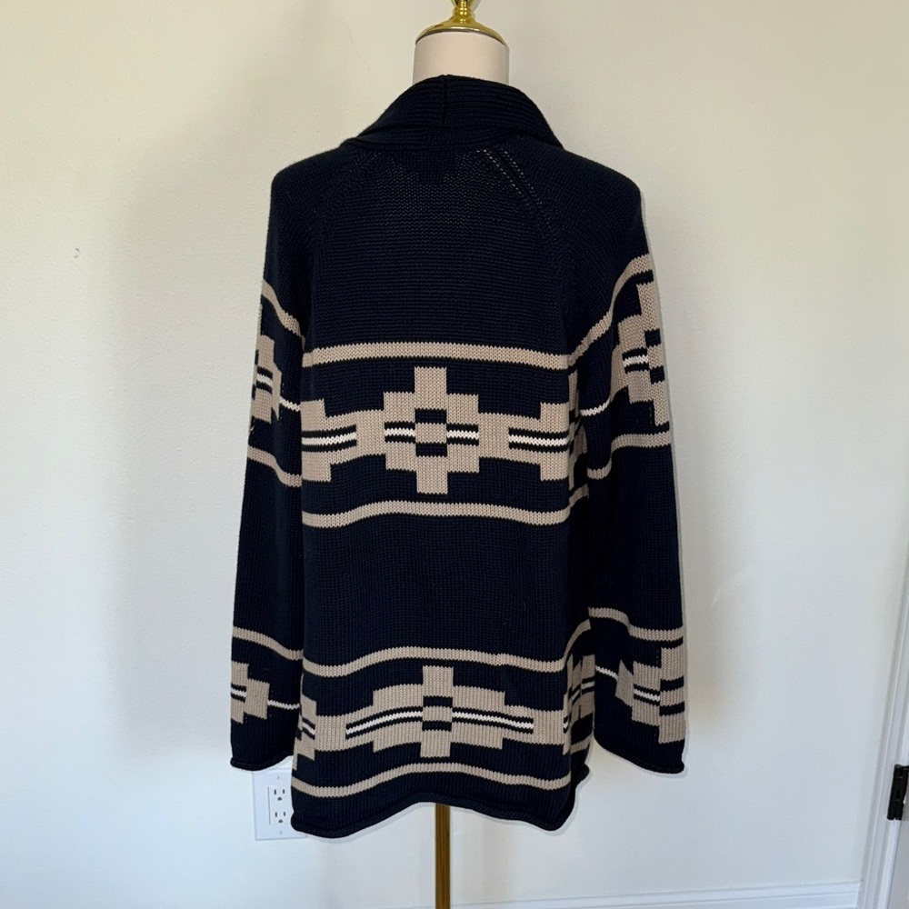 Pendleton Navy and Cream Cardigan - Picture 10 of 10